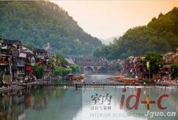 湖南回应拟投55亿复制凤凰:建新镇保古城