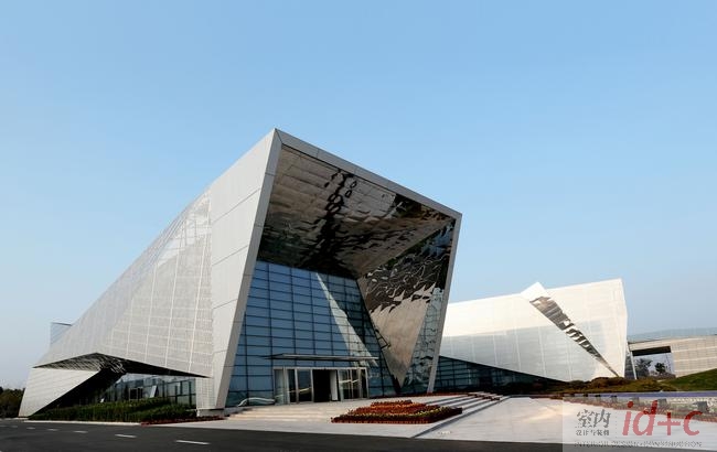 青岛西海岸规划馆展馆外观展览馆由青岛西海岸发展(集团)有限公司承建